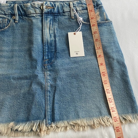 NWT Good American Micro Raw Hem Mini Skirt Size 10/30. - Picture 10 of 10